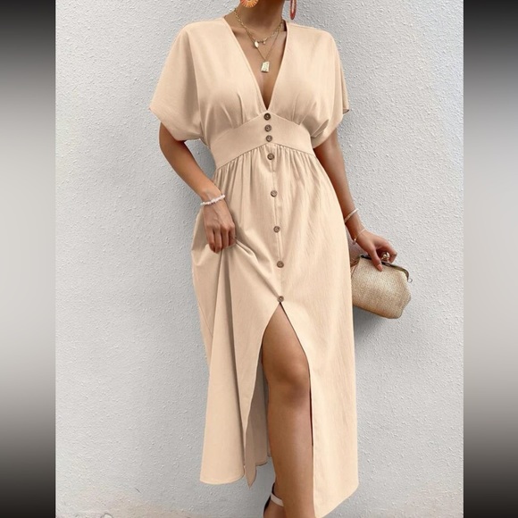 Boho button detail surplice neck midi dress - Picture 4 of 8